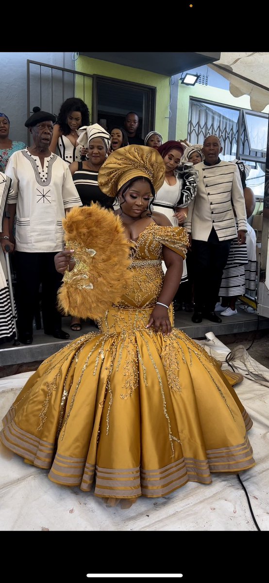 BMashiloDesigns tweet media