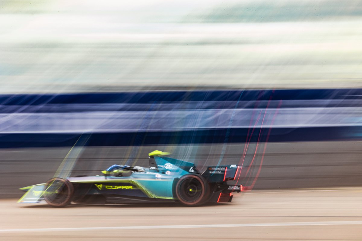 Tramnitz & Aitken on board again - All #FormulaE drivers for the rookie tests in Misano 🇮🇹 & Berlin 🇩🇪

e-formula.news/news/formula-e…

#ABBFormulaE #MisanoEPrix #BerlinEPrix