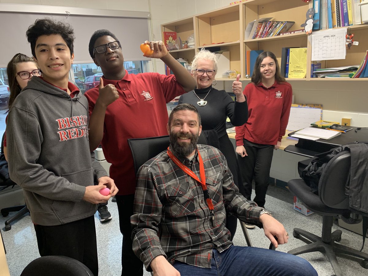 Maureen Bradley tweet media