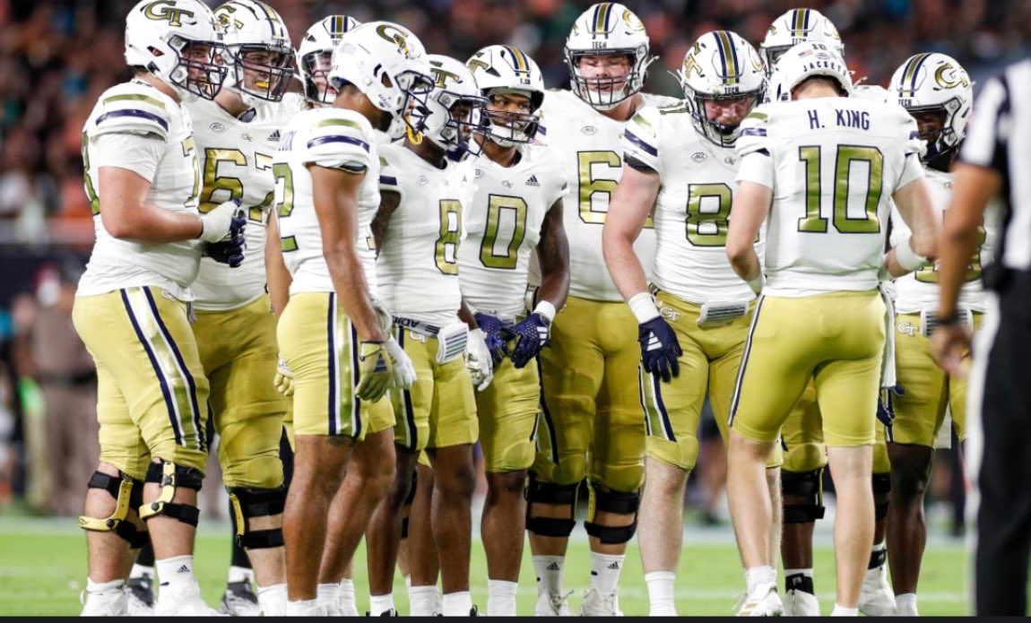 WoW!!! #AGTG🙏🏾 Beyond Blessed to receive an Offer from Georgia Tech 🐝 @paragon52 @CoachJube @GeepWade @CoachTimSalem @JerryRecruiting