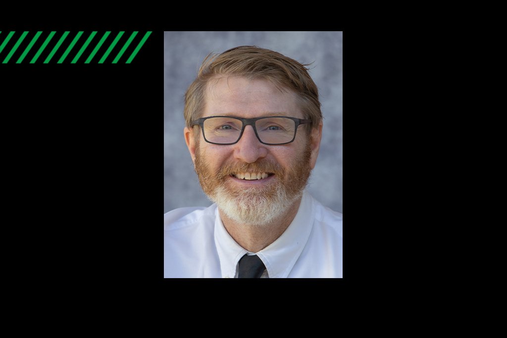 mglinder's tweet photo. We are excited to welcome back @UofNorthDakota alum, #NorthDakota native, and prominent journalist @chuckklosterman as our #SpringCommencement speaker! @forever_und #UNDProud https://t.co/qnAnNgkSkD