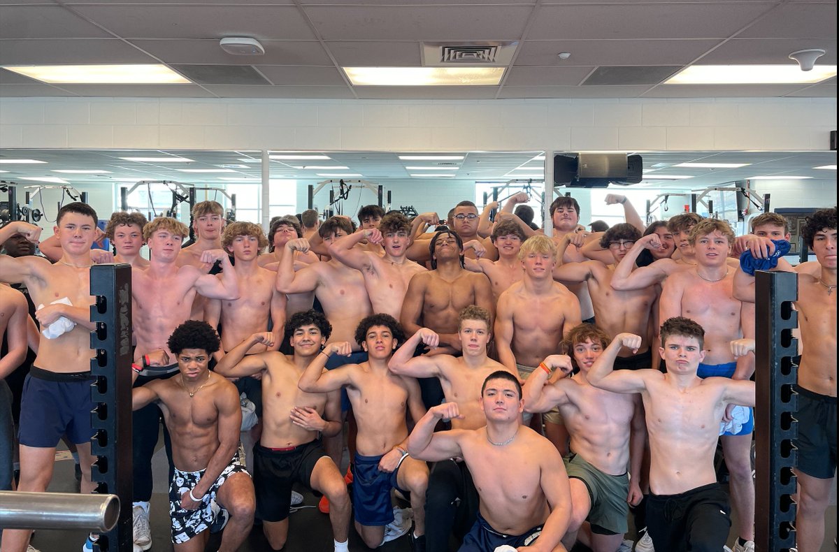 #weightroomwednesday The kids have been working extremely hard this spring. It has been great to see the gains!!