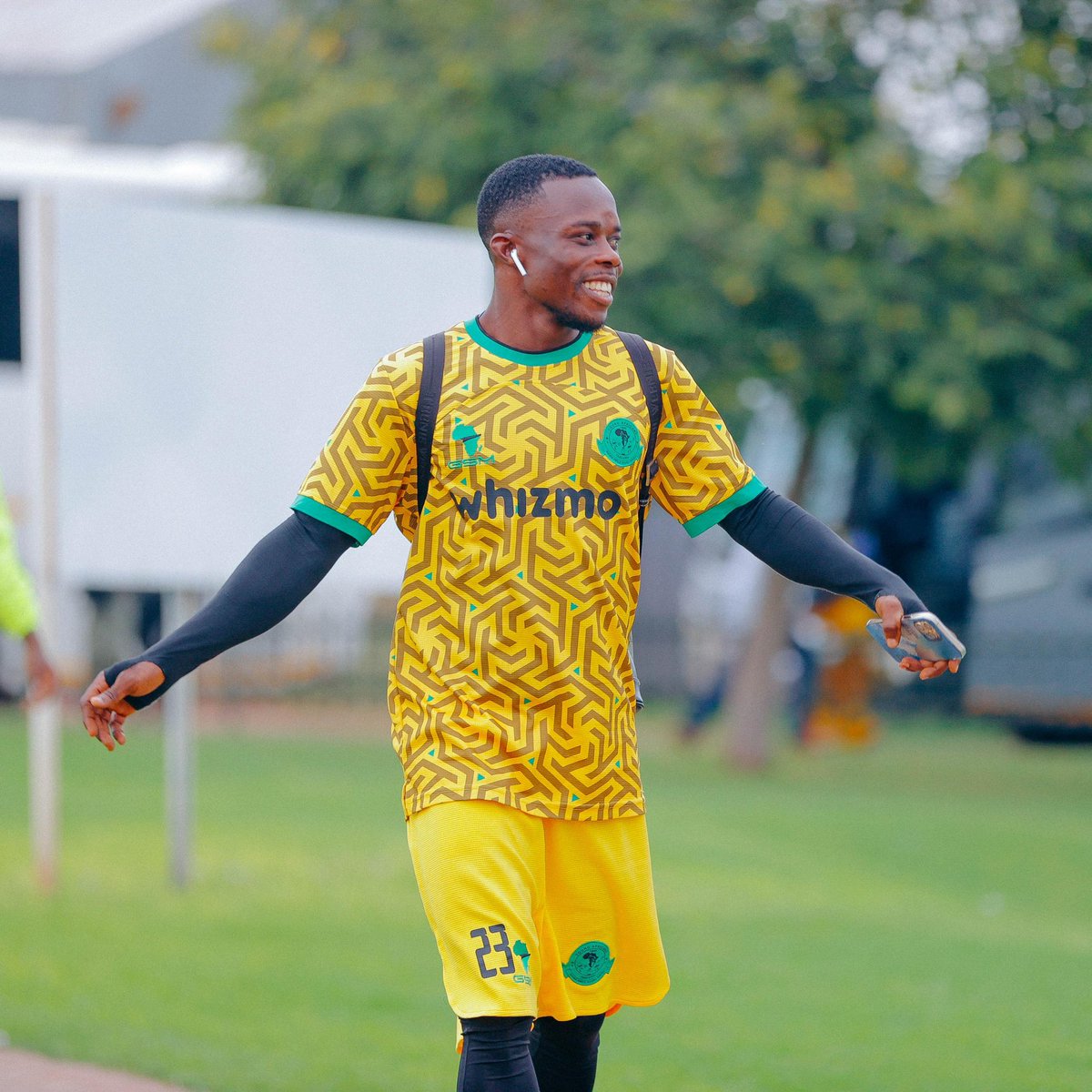 YoungAfricansSC's tweet photo. Muda wa maandalizi🔰💪🏽

#TimuYaWananchi 
#DaimaMbeleNyumaMwiko https://t.co/sjYVYEAXyj