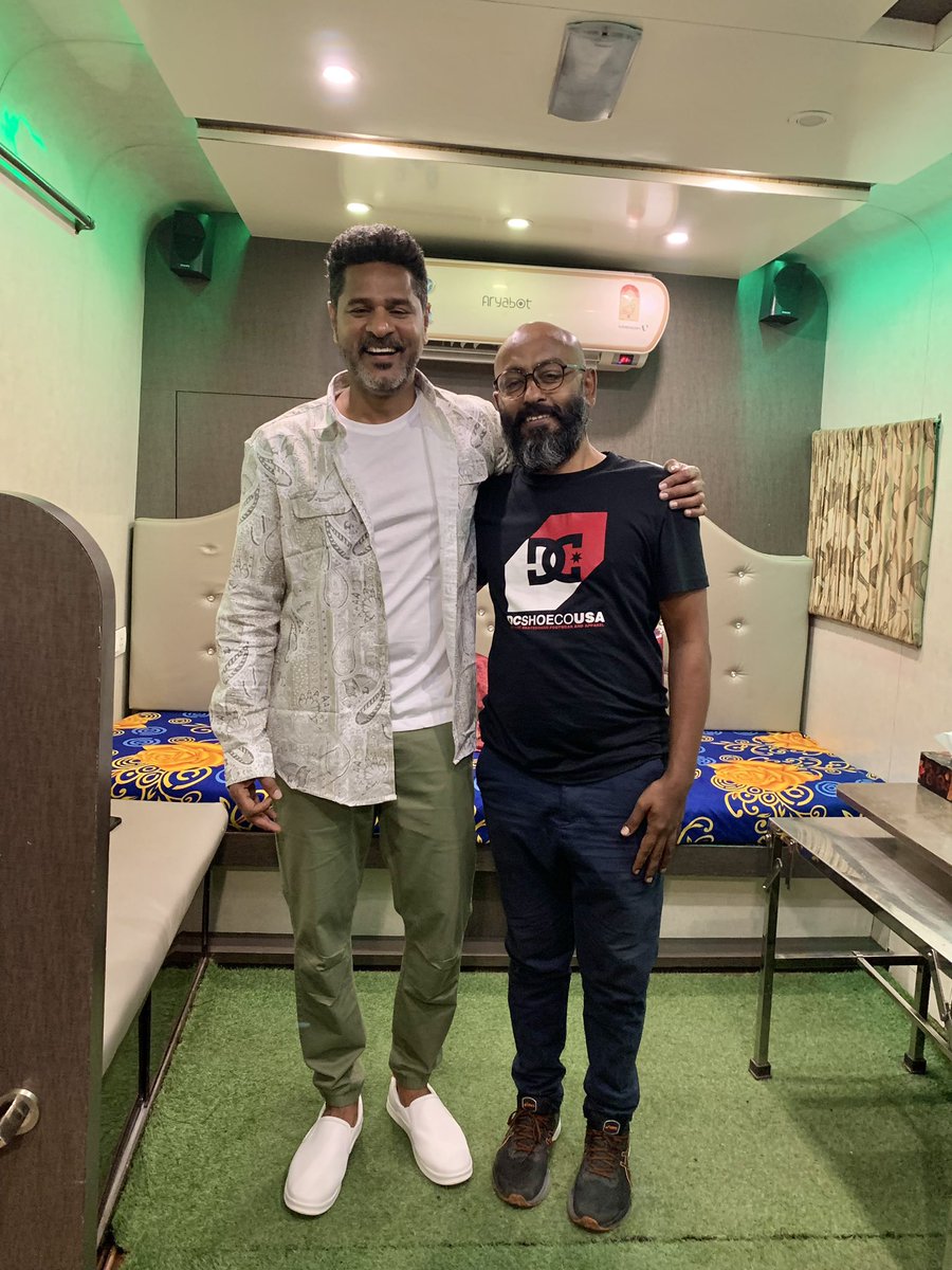 Mesmerised and become a fan ever since he came on screen and finally got to work with him seen him act and dance it was immense pleasure 🙏🙏Happy Happy Many Many sir @PDdancing 🤗🤗🤗