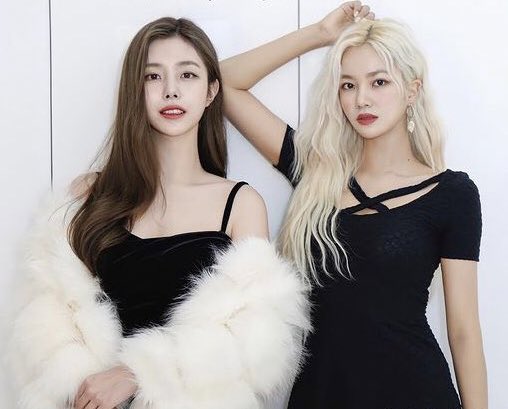 GKQCAs7WgAEIAos?format=jpg