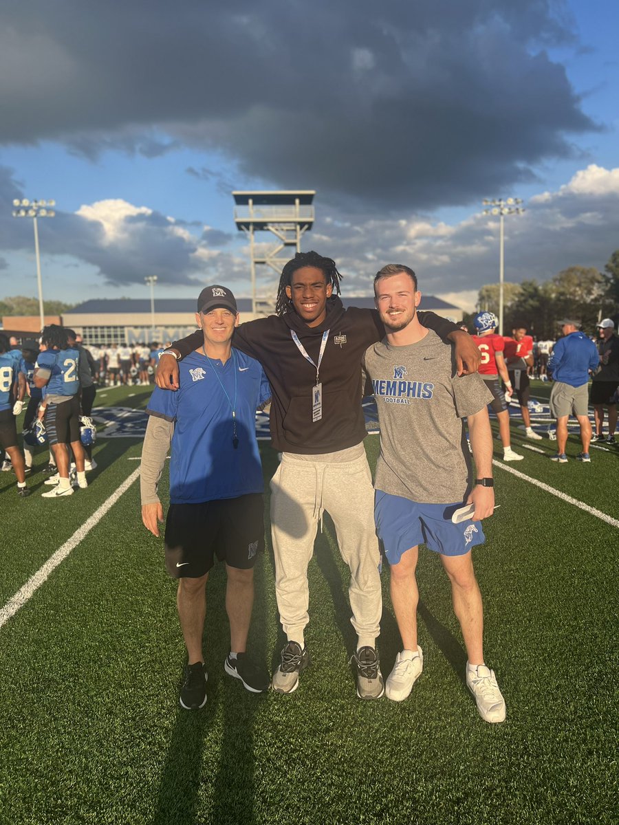 Had an amazing day at @MemphisFB thanks for the invite @CoachBradSalem @drew15martin @cjhirsch4 @VanSpence10 @coachruss23 @EPHSRecruiting @TEwracademy @RecruitGeorgia