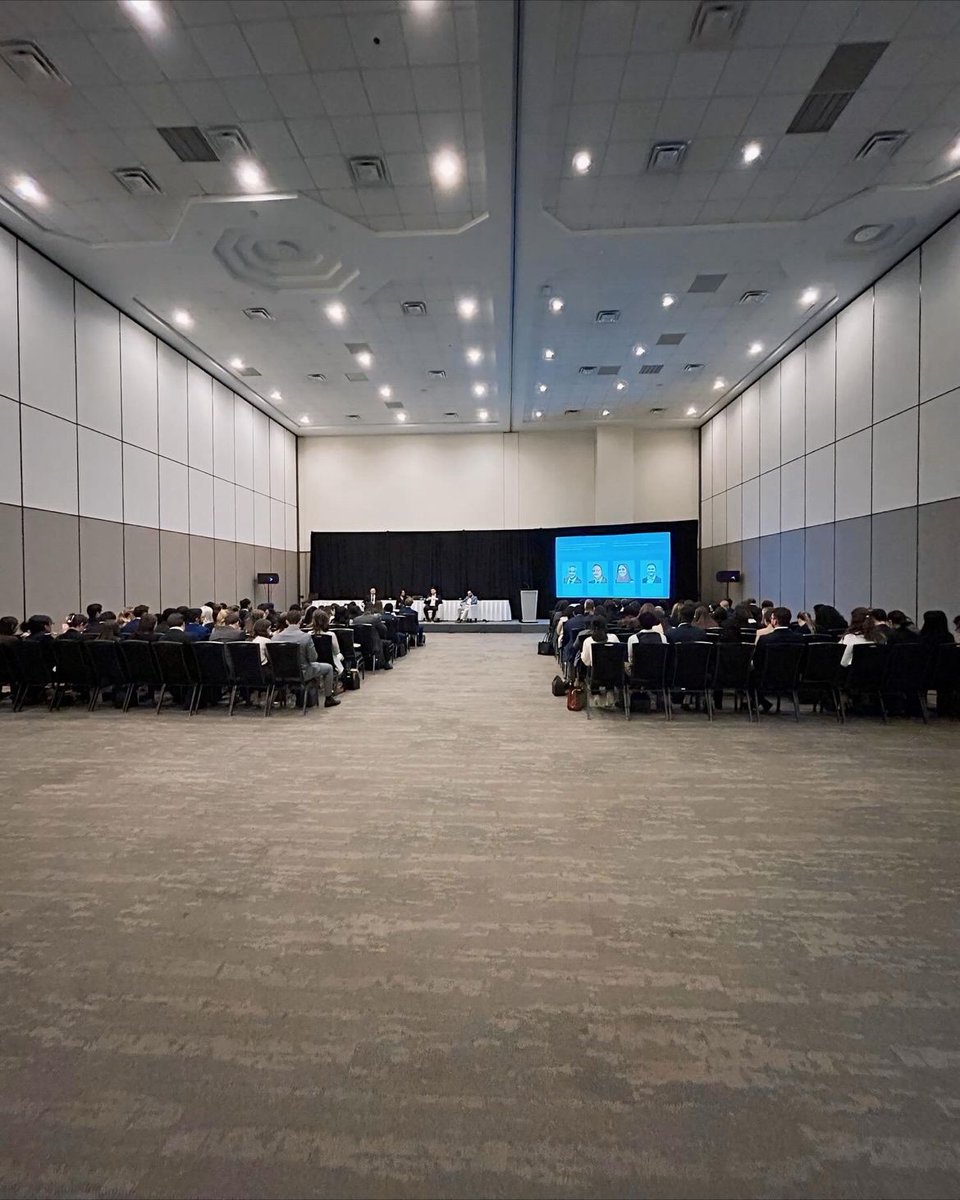 Tara Vasdani (@taravasdani) on Twitter photo Ottawa ❤️
Seven years ago I graduated from <a href="/uocommonlaw/">uOttawa | COMMON LAW</a> with two law degrees... entirely in French.
Seven years later, I was invited back to my law school to speak.
#lawschool #uo #uocommonlaw #pdc #pclf #university #leadership #legaltech #ai Ottawa ❤️
Seven years ago I graduated from <a href="/uocommonlaw/">uOttawa | COMMON LAW</a> with two law degrees... entirely in French.
Seven years later, I was invited back to my law school to speak.
#lawschool #uo #uocommonlaw #pdc #pclf #university #leadership #legaltech #ai