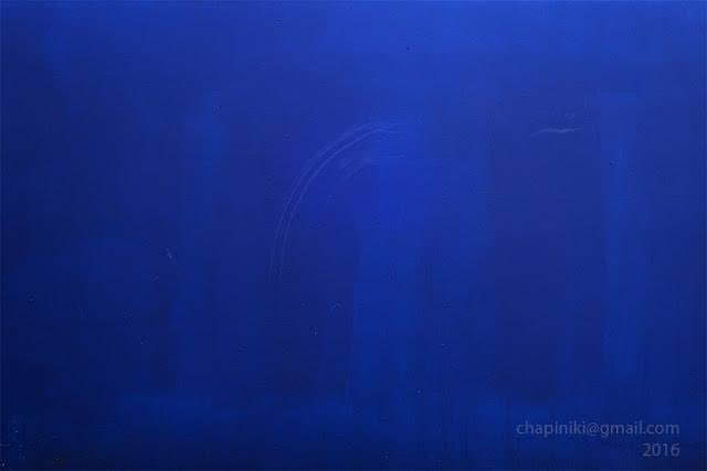 The big blue #blue #azul #deep #azulprofundo #deepblue #minimal #minimalism #minimalist #minimalistic #minimalstyle #pared #wall #color #colour #textura #texture #minimalmood #minimalphotography #minimaldesign #bigblue #thebigblue #elgranazul #granazul