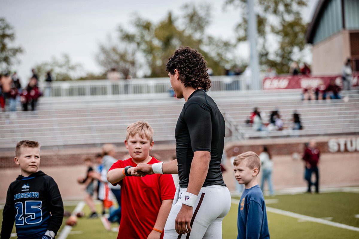 EKUFootball's tweet photo. 𝗥𝗶𝗰𝗵𝗺𝗼𝗻𝗱! We want you and your family at our annual Spring Game on April 27 at 3 p.m.!

Admission is FREE and we will be holding a youth football clinic for all kids in attendance run by our players!

#E2W | #MatterOfPride https://t.co/PyQUV2uL3E