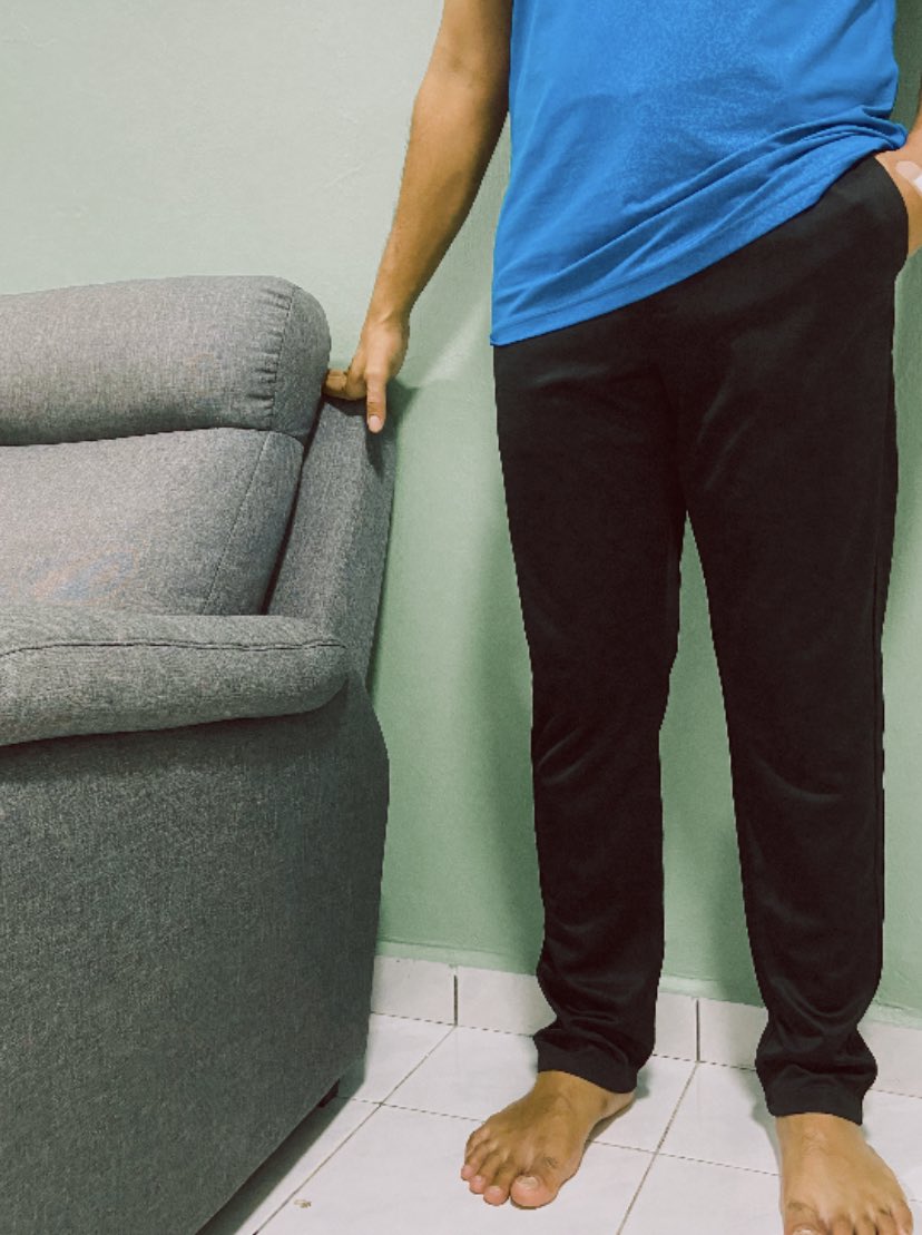 Husband I tak pernah beli SELUAR SLACK online. 

Suddenly dia beli and turned out seluar tu elok sangat and harga murah ! 

Untuk pergi office boleh untuk keluar casual pun handsome. Pergi la beli untuk husband or bf korang 😎

If single beli sendiri 🫣