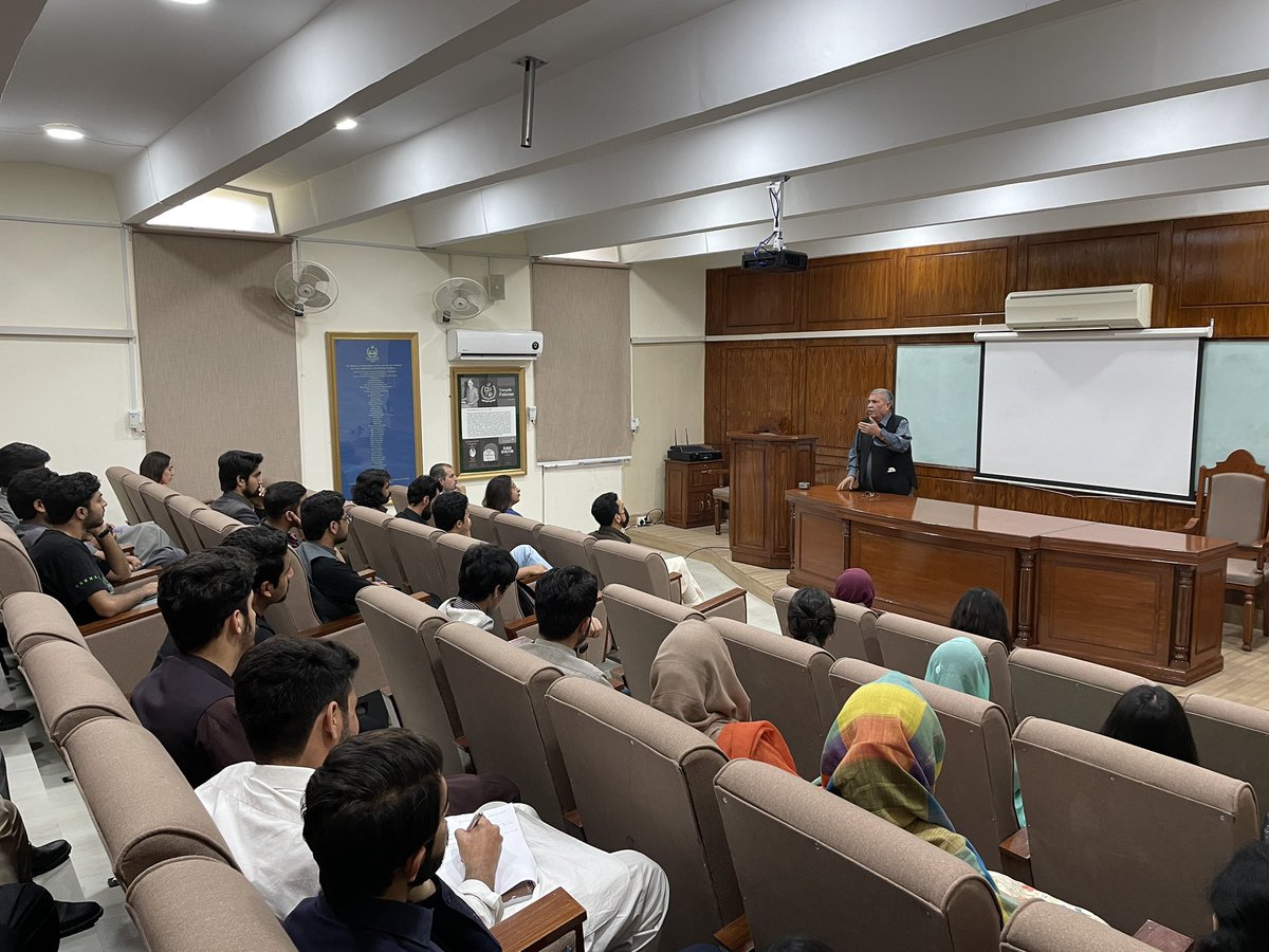 historysocqau's tweet photo. Professor Syed Waqar Ali Shah enlightened us with his profound insights during his captivating talk on the Faqir of Ippi: Myth and Reality, at the Waheed uz Zaman Seminar hall, Department of History. Check out these glimpses from our engaging seminar! #HistoryLecture 📚 https://t.co/j8IW0WN0SY