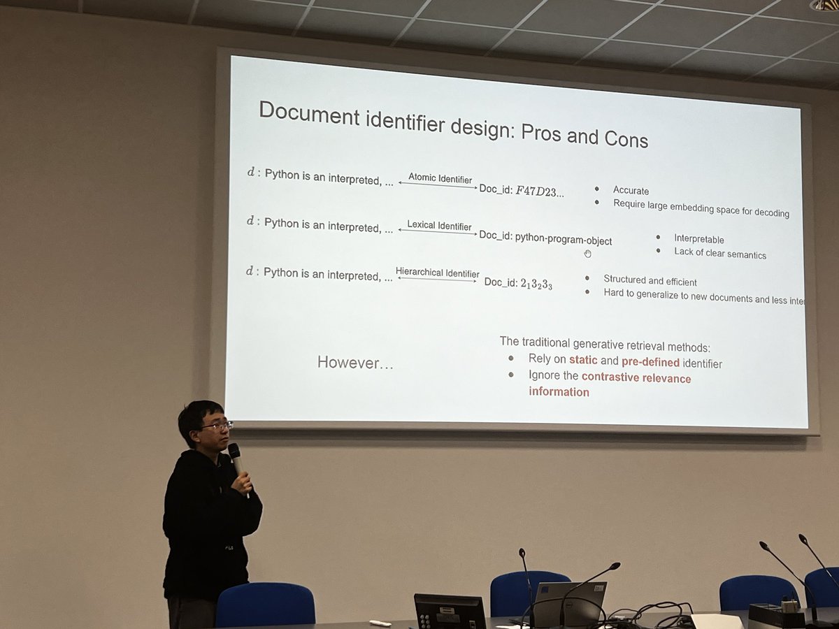 Yuxuan présente son travail sur la RI générative (encadrement @bpiwowar ) coria.asso-aria.org/2024/articles/…