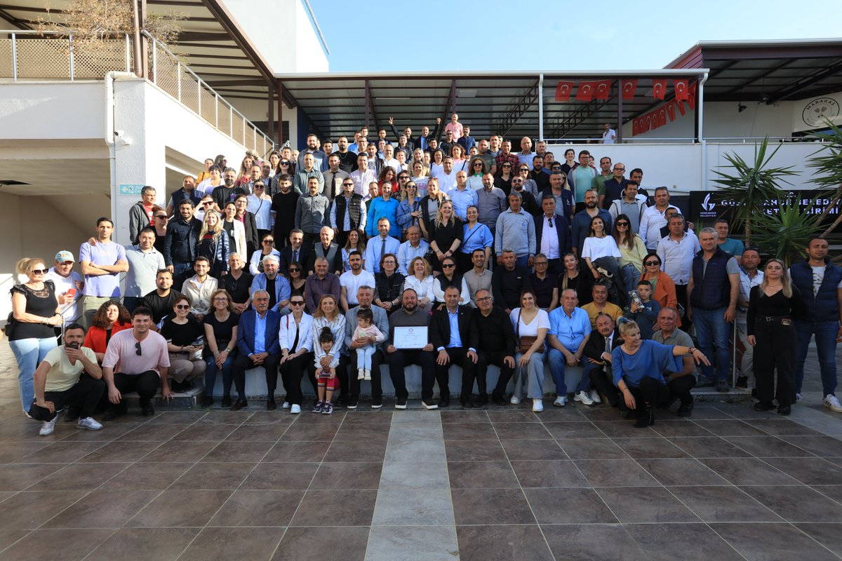 mustafagnyresmi's tweet photo. Mazbatamızı aldık.
Seçim bitti, artık hizmet zamanı.
#işimizgücümüzgüzelbahçe https://t.co/RPN8tPuh6x