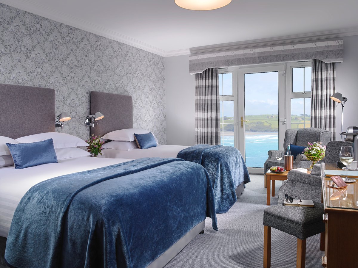 Waking up to the sound of the sea in our guest rooms is a luxury like no other! #DunmoreHouse #WestCork #ClonakiltySoul