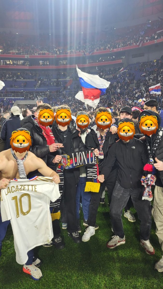 Axel ⚜️ tweet media