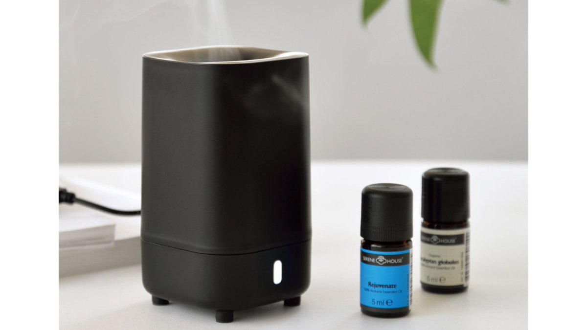 Namaste in bed today.

#serenehouseusa
#serenehouse
#serenehousediffusers
#traveldiffuser
#bestseller
#USBdiffuser
#ultrasonicdiffuser
#oildiffuser
#diffuserineveryroom
#smallspacediffusers
#aromadiffusersrock