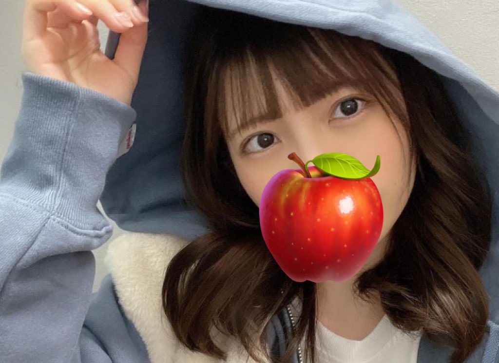 cl_hcccwk1's tweet photo. 被り系の時キメ顔な推しよすぎますね😖✨
おやすも🍎✨
#櫻井もえ ちゃん♡ https://t.co/ZCQSvNnpPk