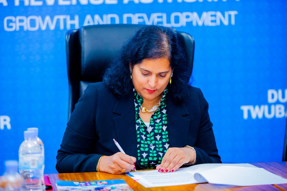 'The foundation of our partnership with @rrainfo on #TaxforSDGs reflects our commitment to leveraging taxation as a catalyst for sustainability, inclusive growth and positive change, hinged on Rwanda’s Vision 2050.' - @RedkarVarsha, our Res. Rep a.i at the signing ceremony.