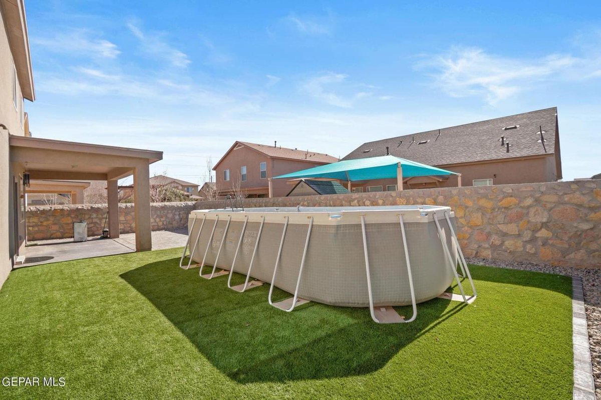 ‼️ Home For Sale, Far East of El Paso‼️
📍 14944 Sunny Land, 79938
💲 399,999

🛏️ 4 Bedrooms + Office + Oversized Loft
🛁 3 Bathrooms
📐 3,206 Sq Ft 
🥶 Refrigerated Air
🚘 3 Car Garage
🏊🏻‍♀️ Above Ground Pool 

💁🏻‍♀️ Contact me for more info: 
915-490-9905

LA: Brittany Garcia-Arrese