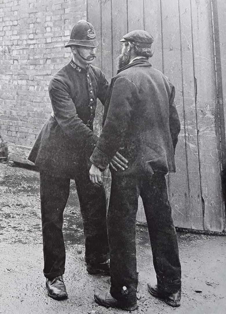 ExploringAlway's tweet image. A Docker being searched at London Dock Gate, 1905.
&amp;gt;FH  #stopandsearch #History