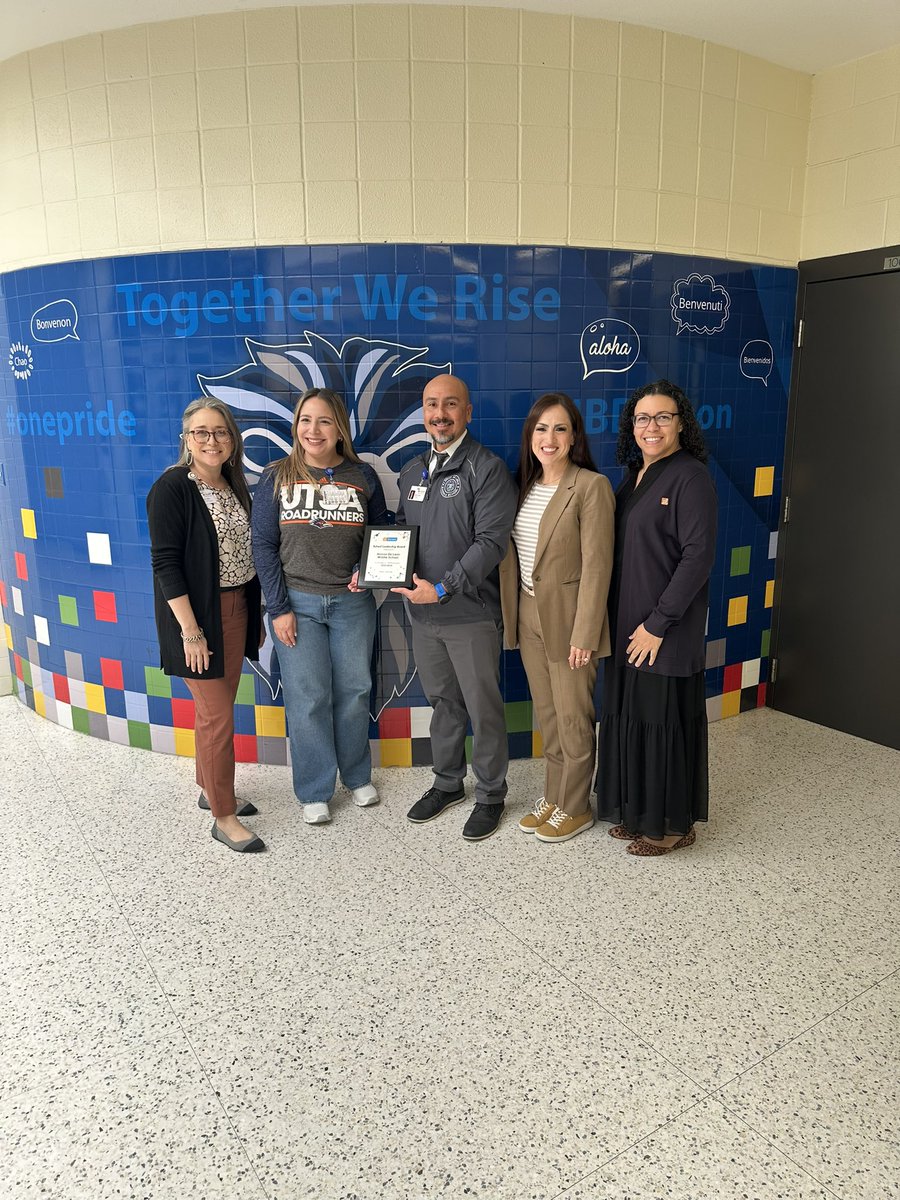 Great day celebrating science teachers in <a href="/McAllenISD/">McAllen ISD</a>! Thanks for all you do! 🧪🧬🔬@Promando <a href="/misd_weRscience/">Celeste F. Garza</a>