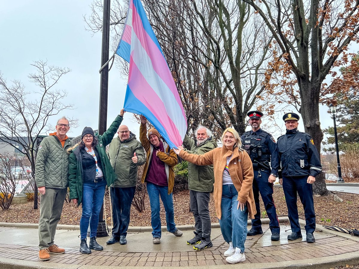 This morning, we hosted a flag raising ceremony at Pickering City Hall in recognition of #TransgenderDayOfVisibility.

Observed annually on March 31, this day is dedicated to recognizing the resilience and accomplishments of transgender, Two-Spirit, and non-binary communities