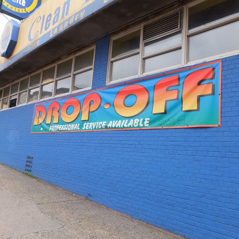 megaformat's tweet image. Elevate your trade show presence by avoiding these common #bannerdesignmistakes. Join us as we spotlight the major faux pas to avoid, ensuring your brand shines and captures the attention it deserves. (Read more here: bit.ly/3AqyWBd)