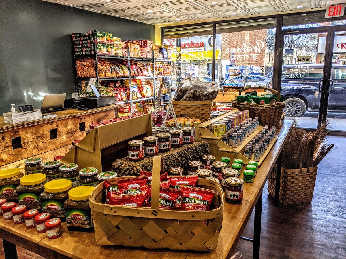 TheNewJSQ's tweet image. Hilsa Grocery is your one stop shop for all Bengali goods- a Newark Ave favorite!😋

📍 822 Newark Ave, Jersey City, NJ
#journalsquare #jsq #jerseycitynj #jcnj #hilsagrocery #bengaligrocery