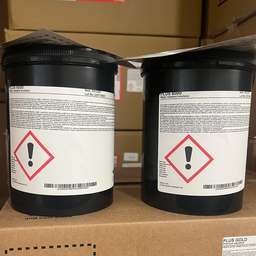 PyramidScreen's tweet photo. #AlkemiPlus6000 , this #DualCure , #highdurable , #waterresistanttextileemulsion is used by #screenprinters of #plastisol , #waterbased and #dischargeinks
https://t.co/0tKOhBVRgh
#plus6000 #screenprintingemulsion #textileemulsion #printroom #screenprintuk #alkemi https://t.co/5SBhWAbrn3