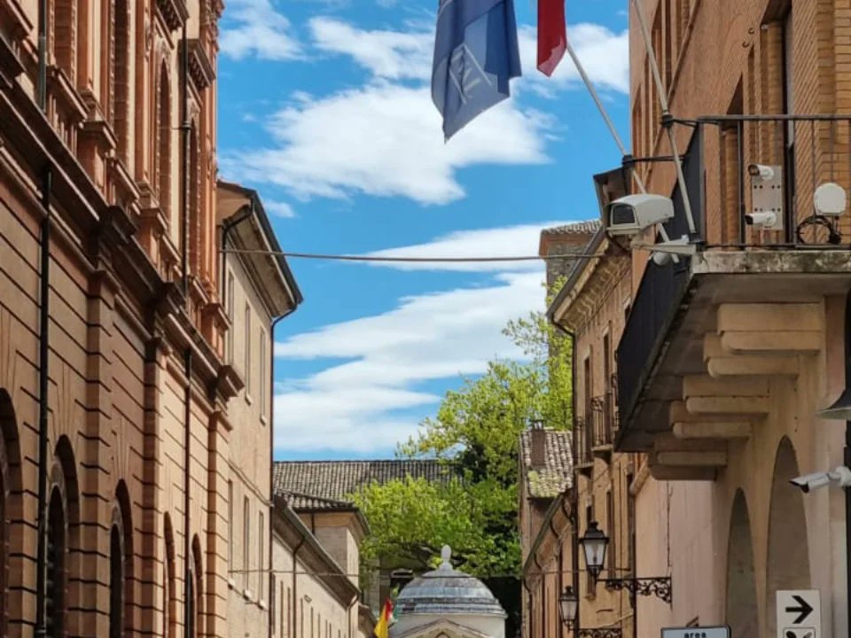 assprodida's tweet photo. Direttivo PRO.DI.DA  - Programmazione attività #2024 
Ringraziamo per l'ospitalità @ComunediRavenna e @ravennafestival per averci dato l'opportunità di usufruire di una splendida cornice. #teatrodantealigheri #ravenna
#professionistideldirittodautore 
#SIAE #mandatari https://t.co/MNFwN9aUiX