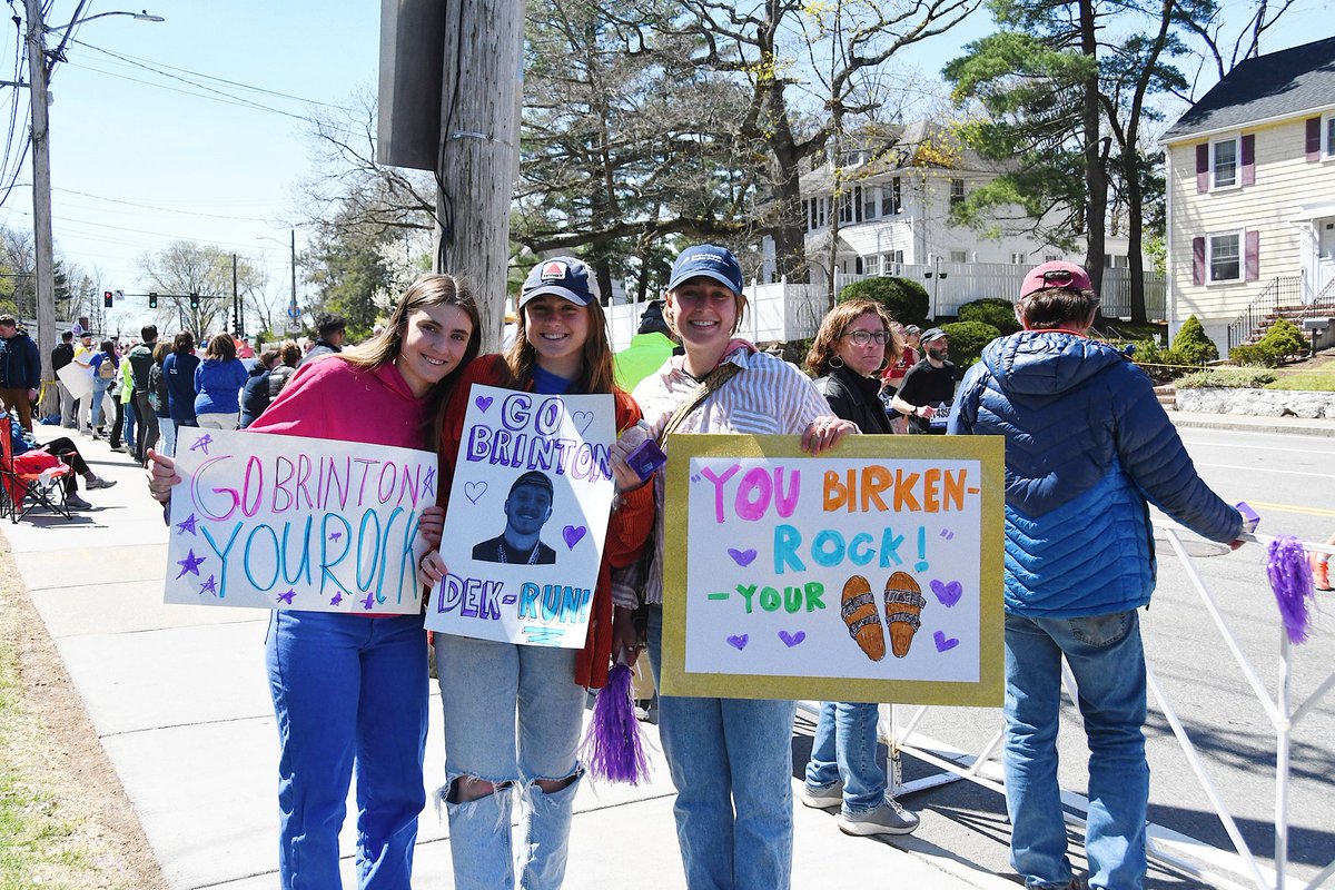 Cheer on Team End ALZ as they enter mile 17 of their 26.2 mile run for the #BostonMarathon on April 15 at 10:00 AM until about 3:00 PM Where: East bound side of Rt. 16/Washington St, near the West Entrance of Newton Wellesley Hospital.