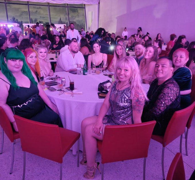 Tickets acquired!  I'm officially going to Miami 🌴 Throw back to the last Xbiz award show I went to.