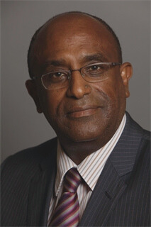 Congratulations to Professor Solomon Tesfaye on being appointed as a NIHR Senior Investigator in recognition of his outstanding diabetes research The prestigious post is given to researchers with potential to improve the future health of the nation 👏 🔗sth.nhs.uk/news/news?acti…