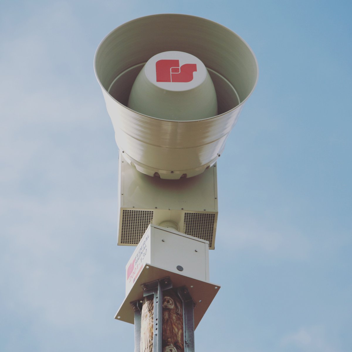 HAPPENING TODAY: It's the first Wednesday in April and that means we will be conducting our monthly storm-siren test. Storm sirens in #Harrisonville will be tested at 1 p.m. All tests are weather permitting. For more information about storm siren testing in Harrisonville, please…