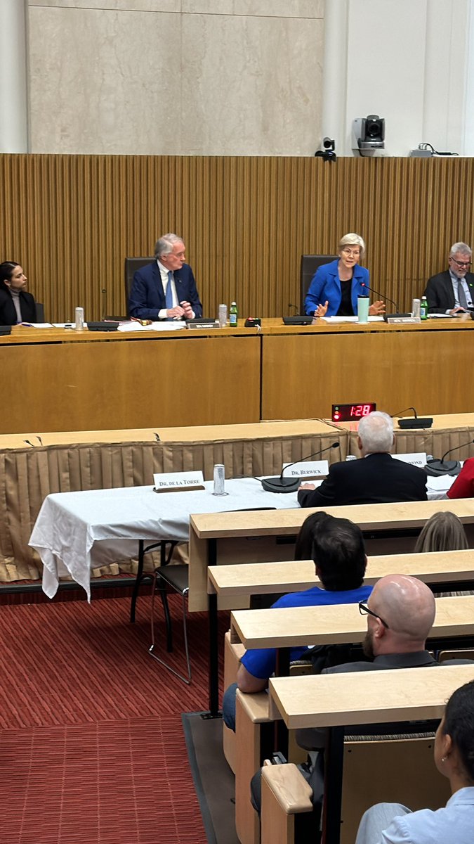 PRIVATE EQUITY is under fire here at a Senate field hearing in Boston, amid @Steward’s financial crisis. CEO Ralph de la Torre was invited to, but didn’t show. @SenMarkey says “Dr. De La Torre’s promises are as empty as his chair here today.” @SenWarren calls him “a coward.”
