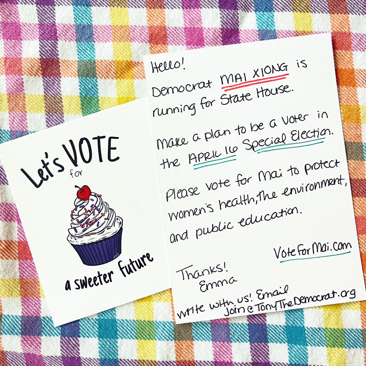 When I read @ToVoters’ latest campaign email, I knew I had the perfect cards to use 🍒 

Get yours here and write with us:
thesaltyinkslinger.etsy.com/listing/161353…

And if you’re a Michigander living in the 13th district, please VOTE on April 16!
#PostcardsToVoters #SpecialElection #VoteForMai
