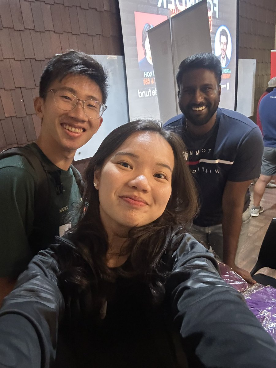 thank you fellow Singapore hustlers for coming to <a href="/HustleFundVC/">Hustle Fund 🦛🌽💛</a>’s Founder Friends tonight, and of course <a href="/adrienjorge/">Adrien Jorge</a> <a href="/shiyankoh/">🇸🇬🌈💛</a> for the most enjoyable fireside i’ve had in a while!

always so good to bring people together 💛