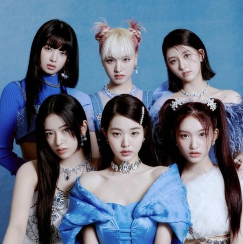 While listening to 'Love Dive' for the first time, IVE's company was unsure about it, but Wonyoung was sure the song would be a hit and fought for it.

- The song became one of the most popular kpop songs.