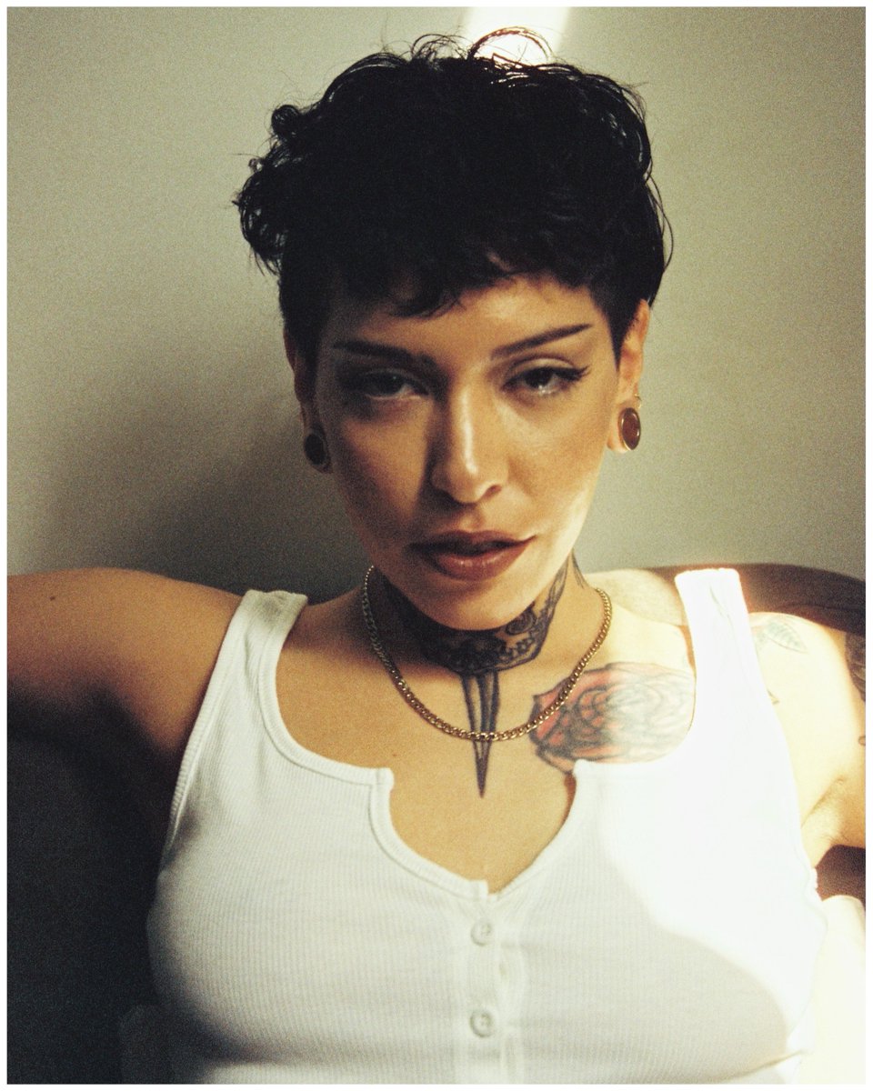 MnikathiRico's tweet photo. Jazmín Cuellar photographed by me. 🎞️ https://t.co/BdT4Z60kLB