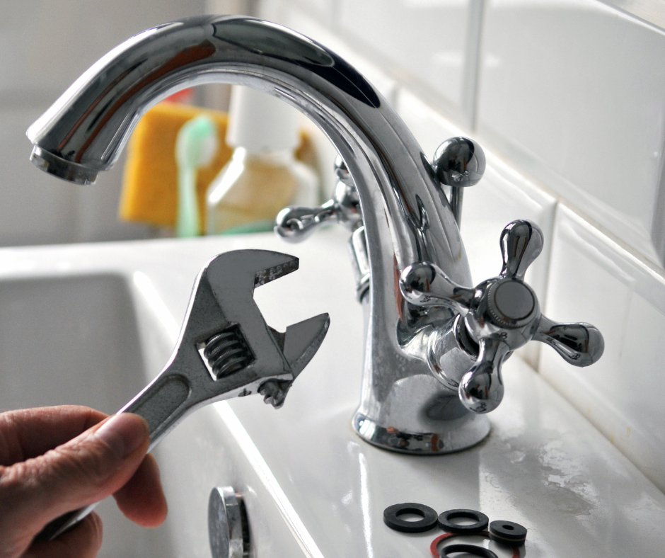 From strange sounds to stubborn leaks, call our reliable plumbers for help with your plumbing today! 

#NorthshoreServicePlumbers #Plumbing #Plumbinglife #Construction #Draincleaning #PlumbingServices #WaterHeater #PlumbingRepair #Waukegan #Illinois