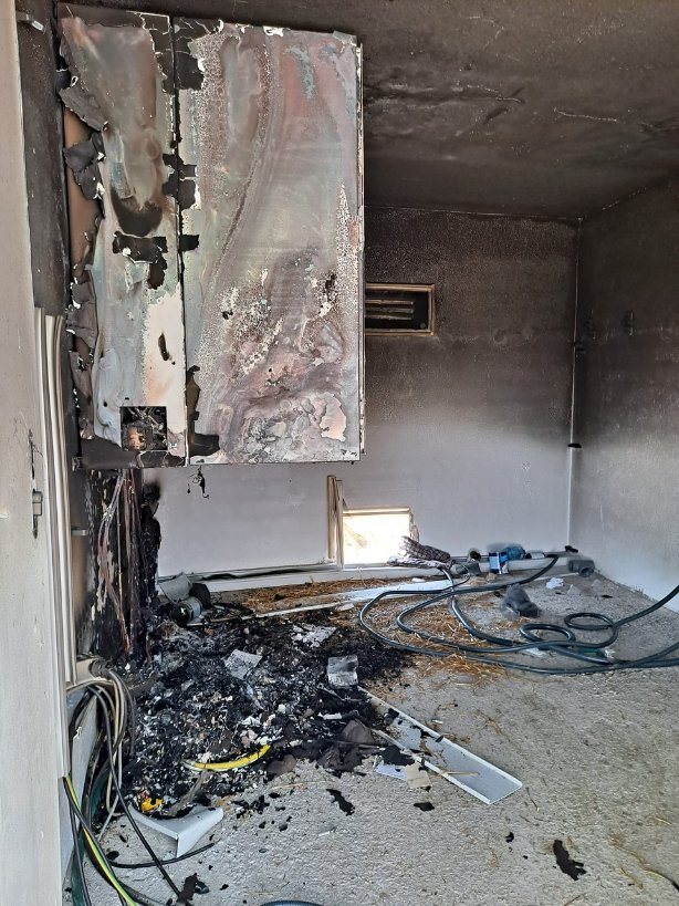 🔴Denunciem un sabotatge a tres pous a #CastellóEmpúries, destinats al subministrament d’#aigua de boca a la Costa Brava Nord.

💧Els actes vandàlics han deixat fora de servei les instal·lacions i es desconeix quan podran estar en funcionament.

👀👉bit.ly/3TZIs9o