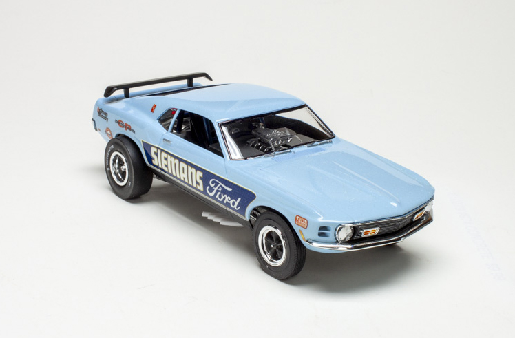 This review covers an update of a decades-old AMT Funny Car from @Round2LLC! Do the nice, updated decals make up for complicated instructions? Read to find out! #FineScaleModeler #scalemodeling #modelbuilding #modelismo #scalemodels #modelkit #kitreview finescale.com/product-info/k…