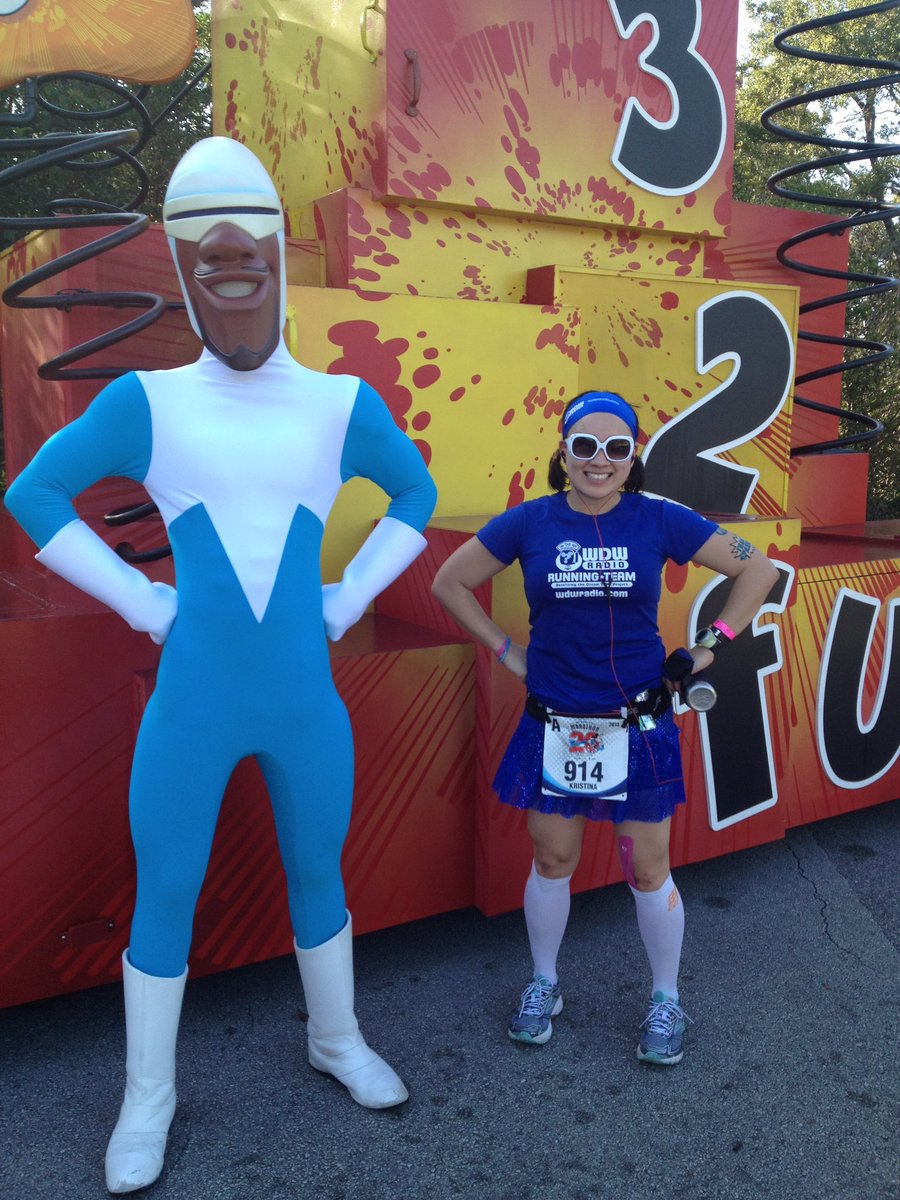krissymmurphy's tweet photo. @teamintraining @GertieTheDino Major fun vibes returned with my first running of the @runDisney #WDWmarathon in Jan 2013! My goal was to get as many pics as possible (I had like 60!?) and then I skedaddled to the west coast for #tinkhalf and scooped up my first #coasttocoast medal π₯ I believe this was 4:59? https://t.co/qThz7uafFg