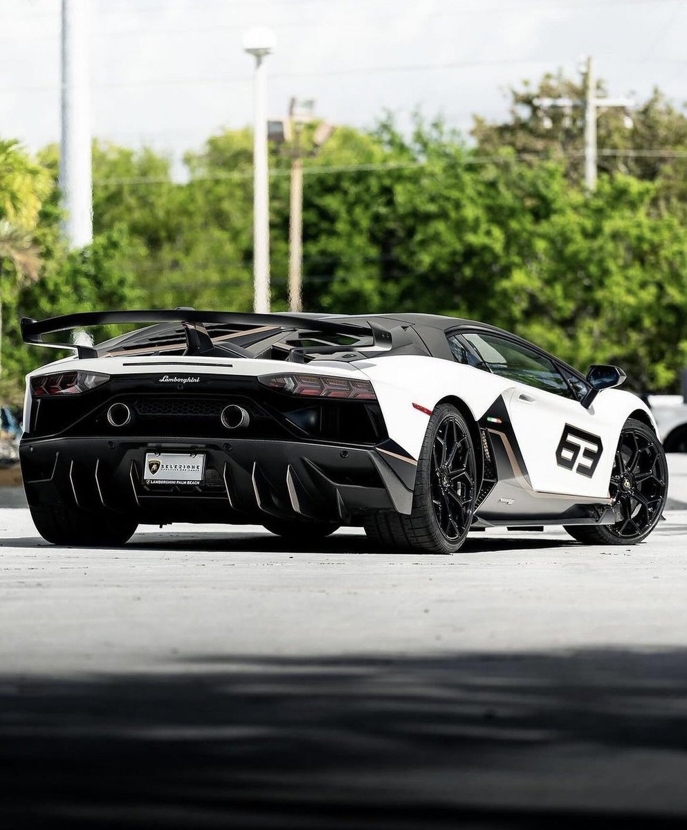 Lamborghini Aventador SVJ 💎