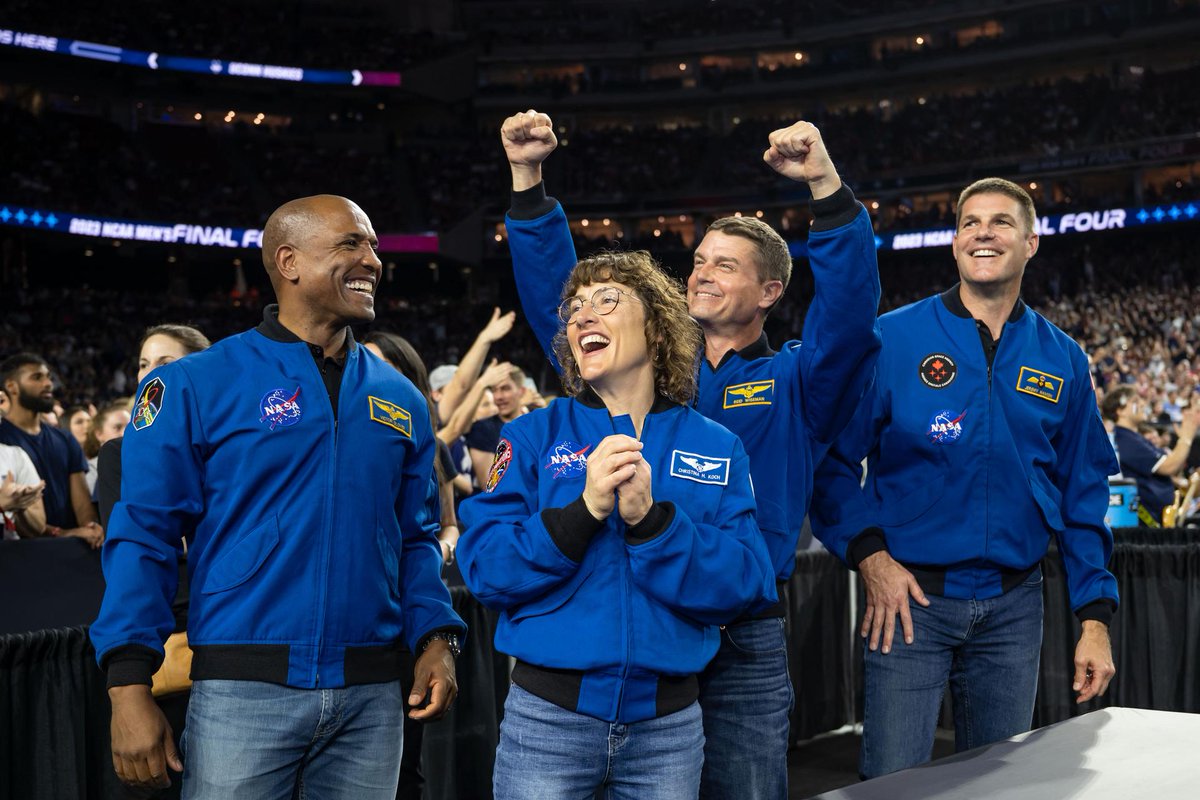 The Artemis II crew was revealed 1 year ago today! Commander Reid Wiseman, Pilot Victor Glover, and Mission Specialists Christina Koch and Jeremy Hansen will be the first people to go to the Moon in over 50 years, and the first to fly the Orion spacecraft. nasa.gov/feature/our-ar…