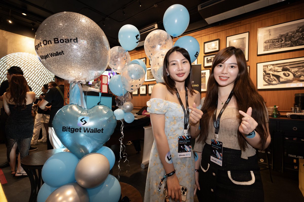 #Bitget On Board: Rise with BGB 📷
📷 Bitget ร่วมจัดกิจกรรมฉลองความสำเร็จ Bitget ในเอเชีย
📷  รวมตัวKOLsชั้นนำของBitgetจากทั่วทั้งเอเชียมายังกรุงเทพ ประเทศไทย!
โดยมี COO ของ Bitget, Vugar Adigozalov และ CEO ของ Bitget Wallet, Alvin Kan มาร่วมงาน!

#bitgetonboard #eventwithbitget