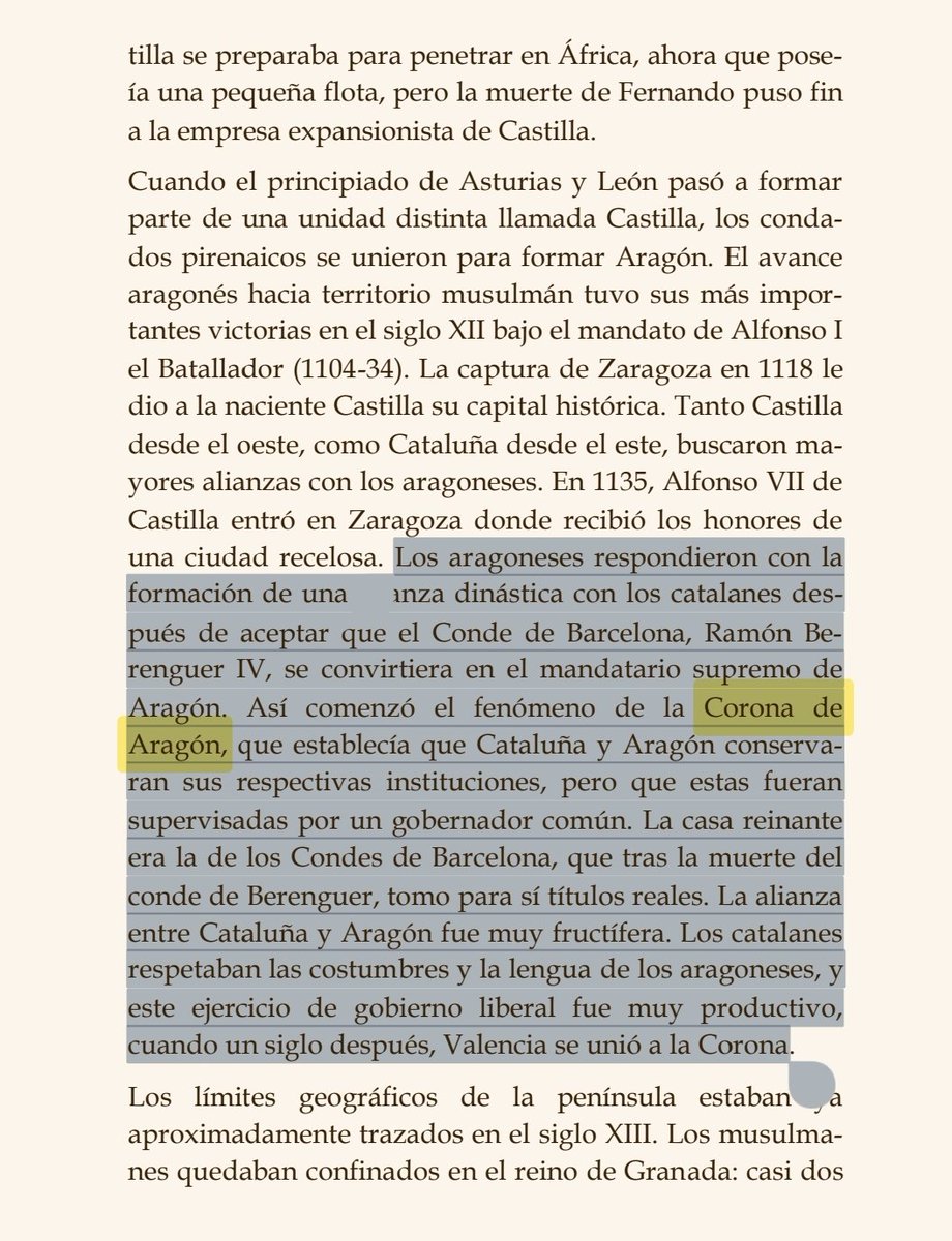 @JenioJ37821 @RamonBerenguerI @MarcKlein_ @caninosimba @NICOLAS83665850 @Jordi_Ferrer En las universidades británicas y francesas parece que no enseñan lo mismo que en tu 'universidad'. J. Elliott (La España imperial) a la izquierda, H. Kamen (Breve historia de España) en el centro Pierre Vilar (Breve historia de Cataluña).