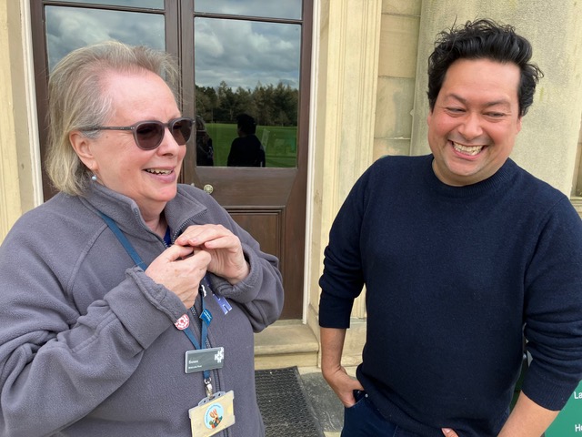 Catch us on @BBCFrontRow tonight at 7.15pm chatting to @NickAhad about our new exhibition, Colours Uncovered. Here's Nick having a surprise reunion with one of his old teachers, Sue, who now volunteers at Harewood 😍(that's Mrs Brears to you, young man!)bit.ly/4agSatZ