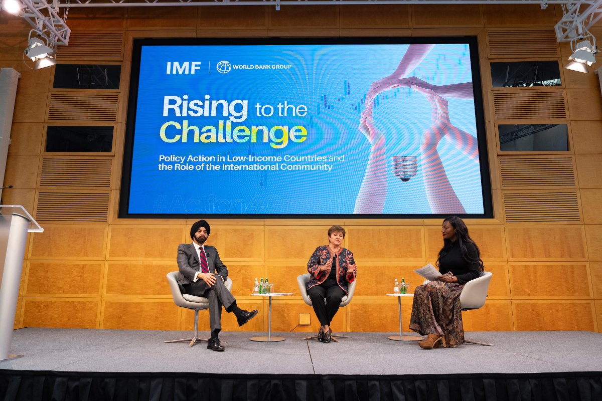 This morning, Ajay Banga and I highlighted the IMF’s and the @WorldBank’s commitment to foster sustainable recovery for low-income countries. Investing in their vibrant youth can bring prosperity to them and to the rest of the world. Watch our chat: bit.ly/3BwTLdZ