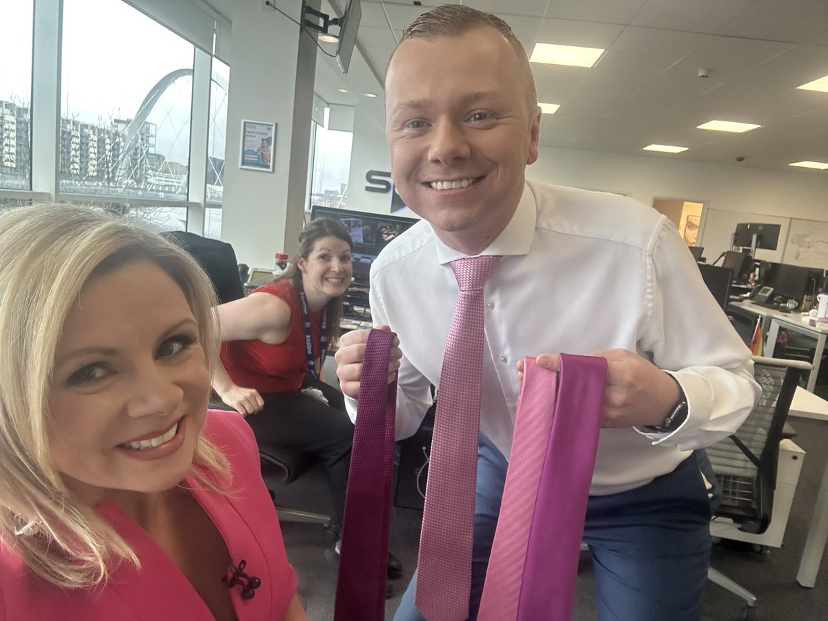 Decisions, decisions … Along with presenting sport on the @STVNews at 6 tonight, the other big thing @STVRonnie needs to consider? What colour of tie to wear 👔 😄 (executive decision made by photobomber/political producer @STVAlison 😂)